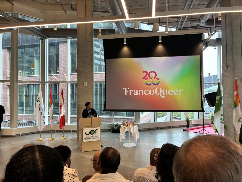 Le mois de juin vibre au rythme de la Franco Fierté 2026. Du 1er au 30 juin, la Ville Reine célèbre un jalon historique : le 20e anniversaire de FrancoQueer.