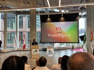 Le mois de juin vibre au rythme de la Franco Fierté 2026. Du 1er au 30 juin, la Ville Reine célèbre un jalon historique : le 20e anniversaire de FrancoQueer.