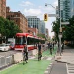 Au cœur du litige se trouvait la question de savoir si le retrait d'infrastructures cyclables sécurisées portait atteinte aux droits constitutionnels des cyclistes, notamment en matière de sécurité physique au sens de la Charte canadienne des droits et libertés.