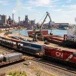 Annoncé depuis Hamilton par le ministre des Transports, Steven MacKinnon, le nouveau Programme de soutien sectoriel des marchandises prend la forme d'un remboursement direct de 50 % des frais de transport interprovincial.