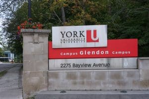 L’Université York évalue actuellement la possibilité de transférer l’ensemble des activités du Collège Glendon de son site historique de l’avenue Bayview vers son campus principal, situé à Keele.
