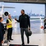 Le Toronto Raptors Basketball Club a officiellement annoncé ce lundi l'acquisition de l'ailier Kawhi Leonard